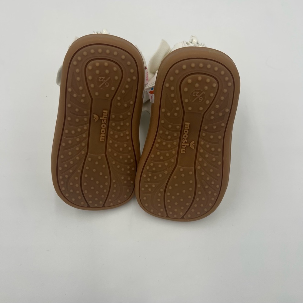 Moksha Trainers Lucy White Kids Shoes - Picture 4 of 4